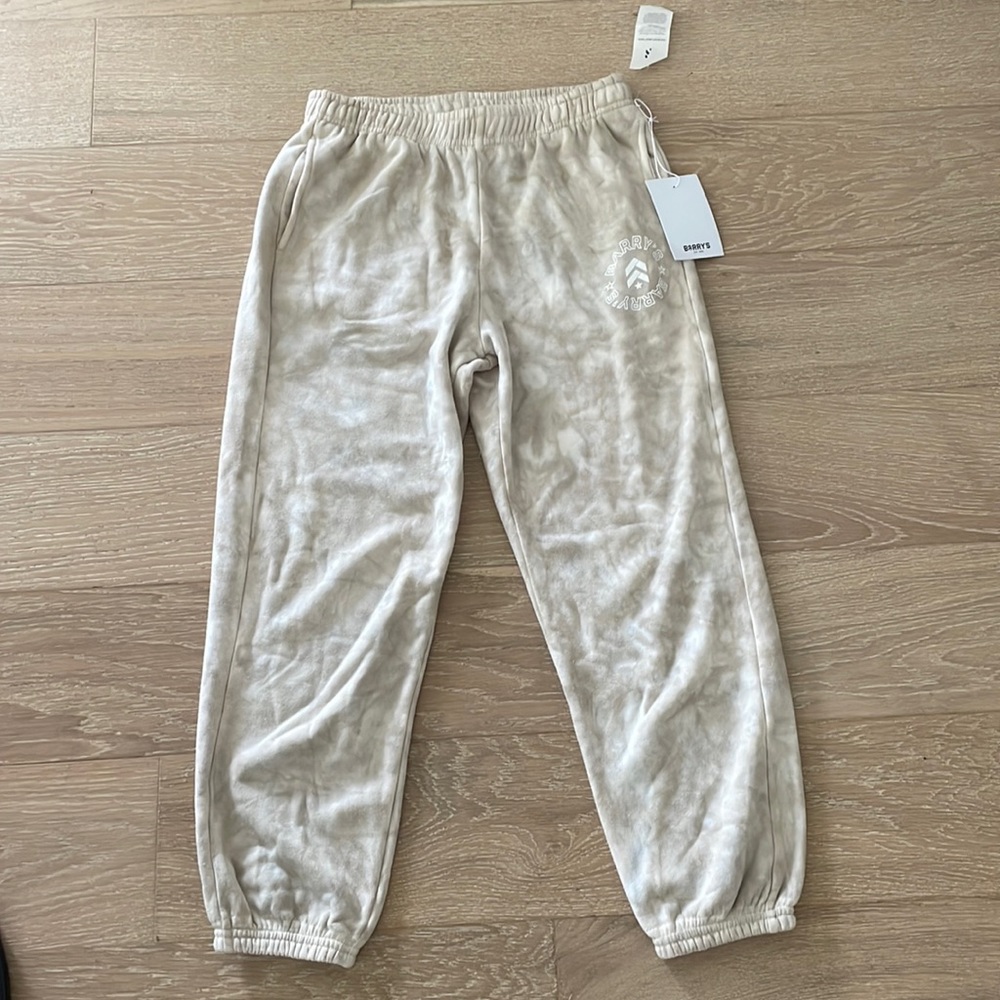 NWT Barry's Medium Tie Dye Soft Joggers.